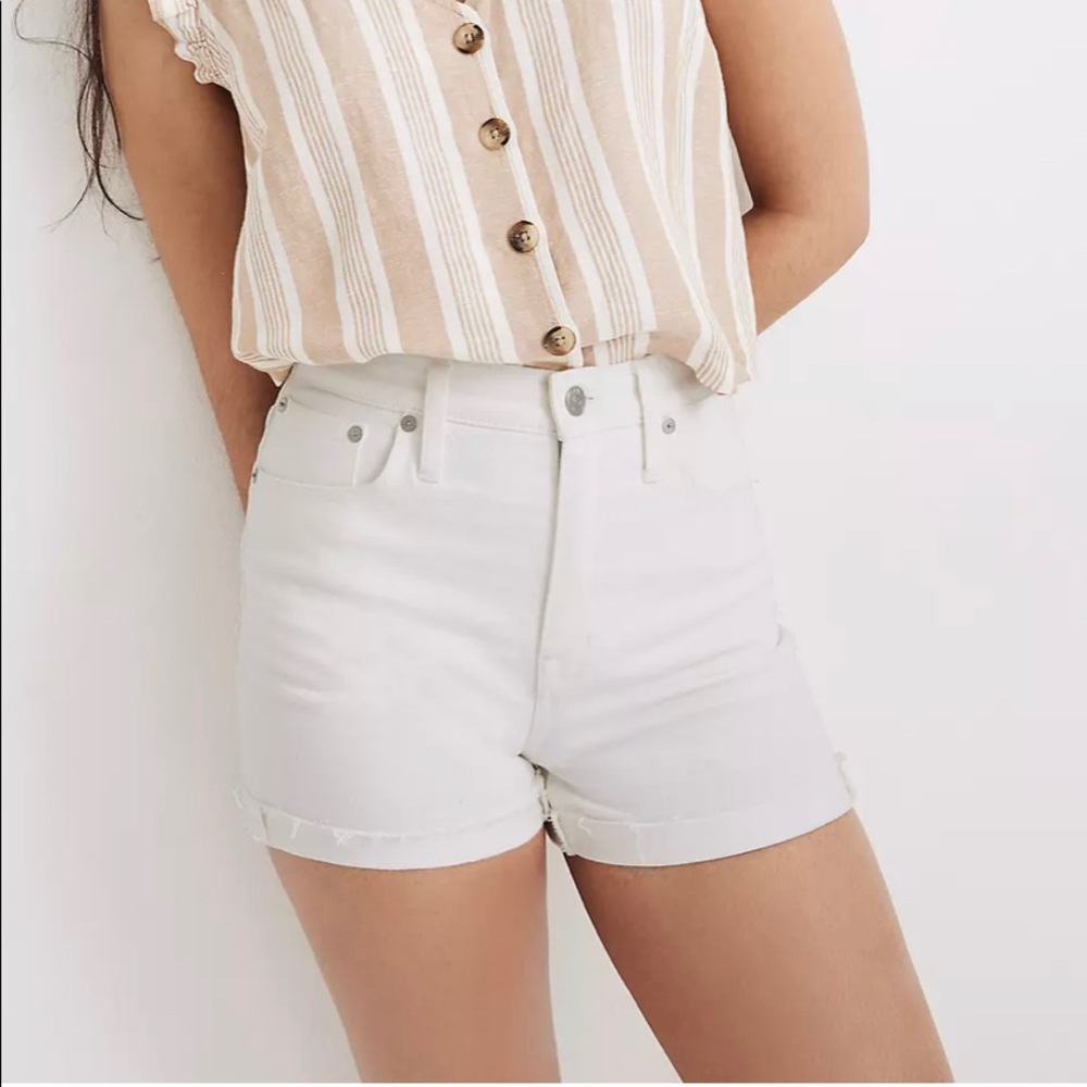 Madewell High-Rise Denim Shorts in Tile White